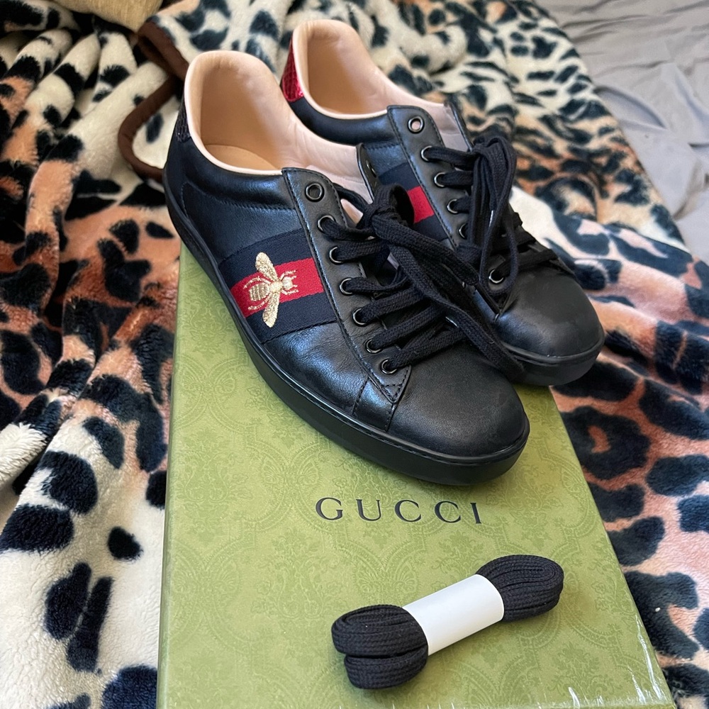 GUCCI